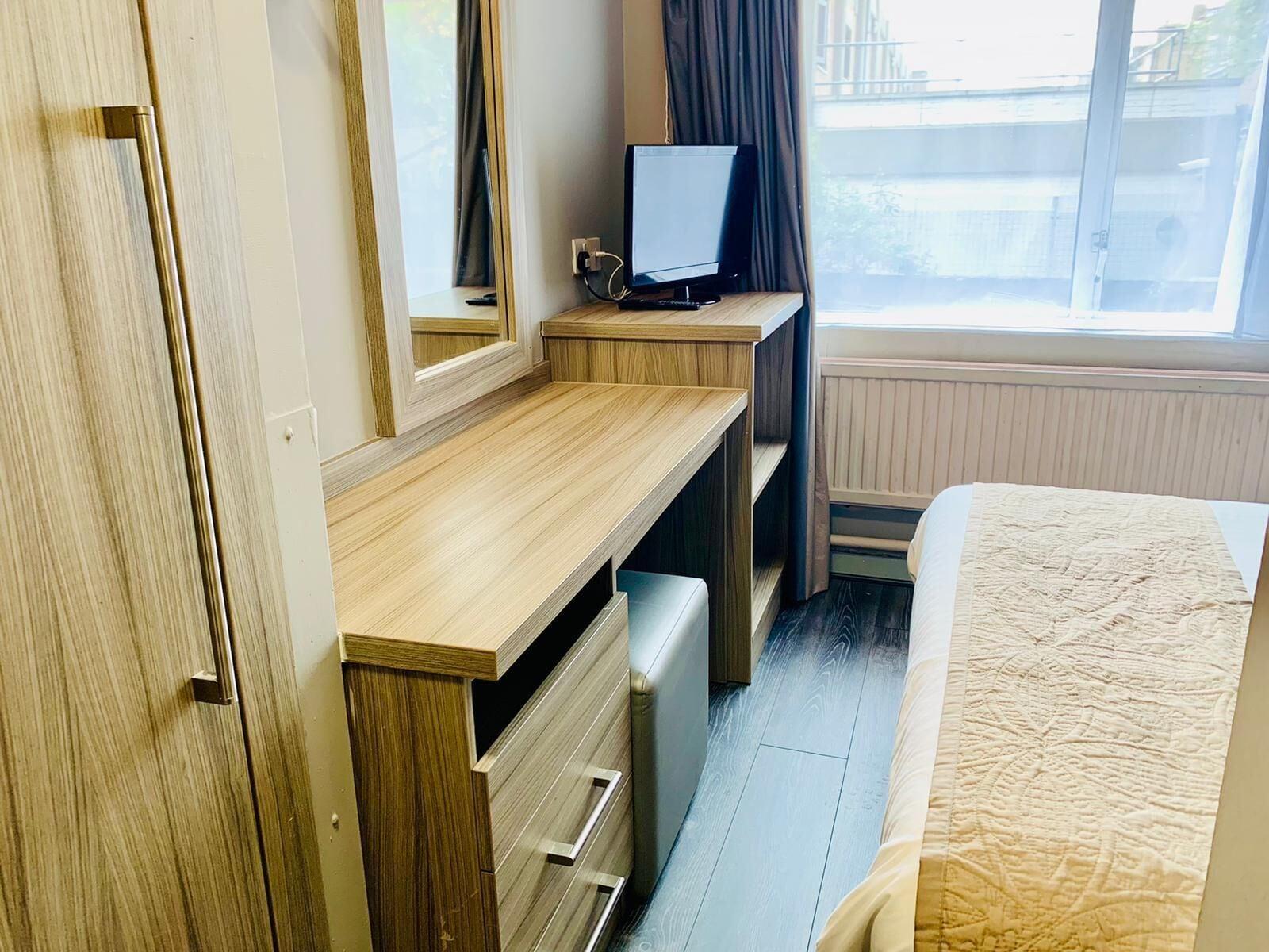 Hotel Lily London Luaran gambar
